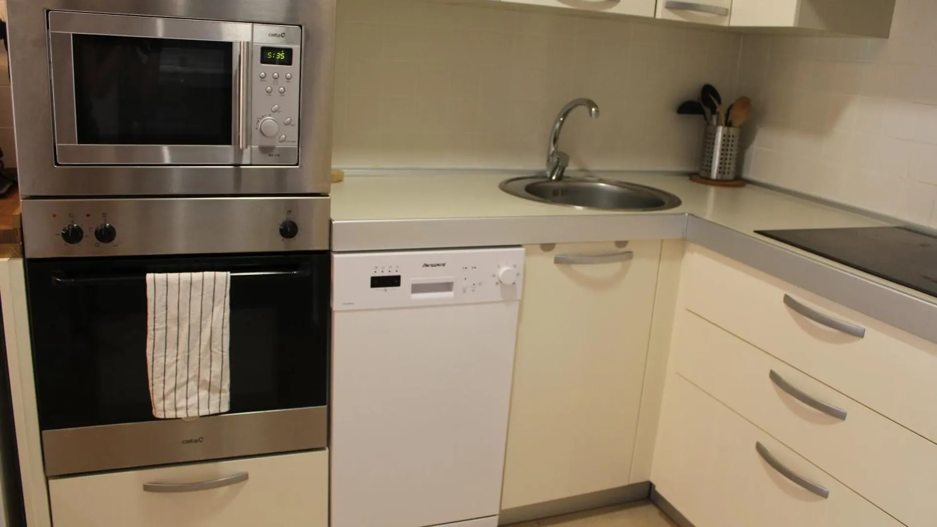 Beautiful Apartment With Pool In Palm Mar